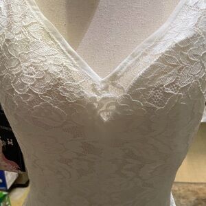 Chic Ivory Lace Wedding Dress